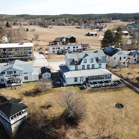 Hotell Restaurang Naemforsen Näsåker Esterno foto
