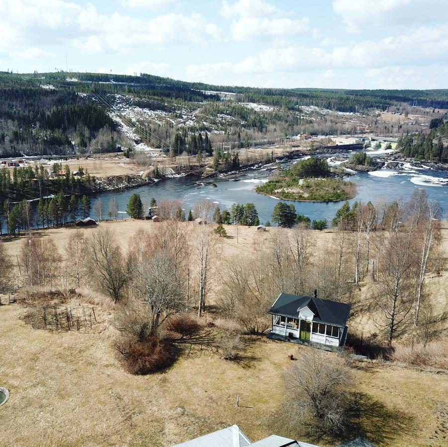 Hotell Restaurang Naemforsen Näsåker Esterno foto