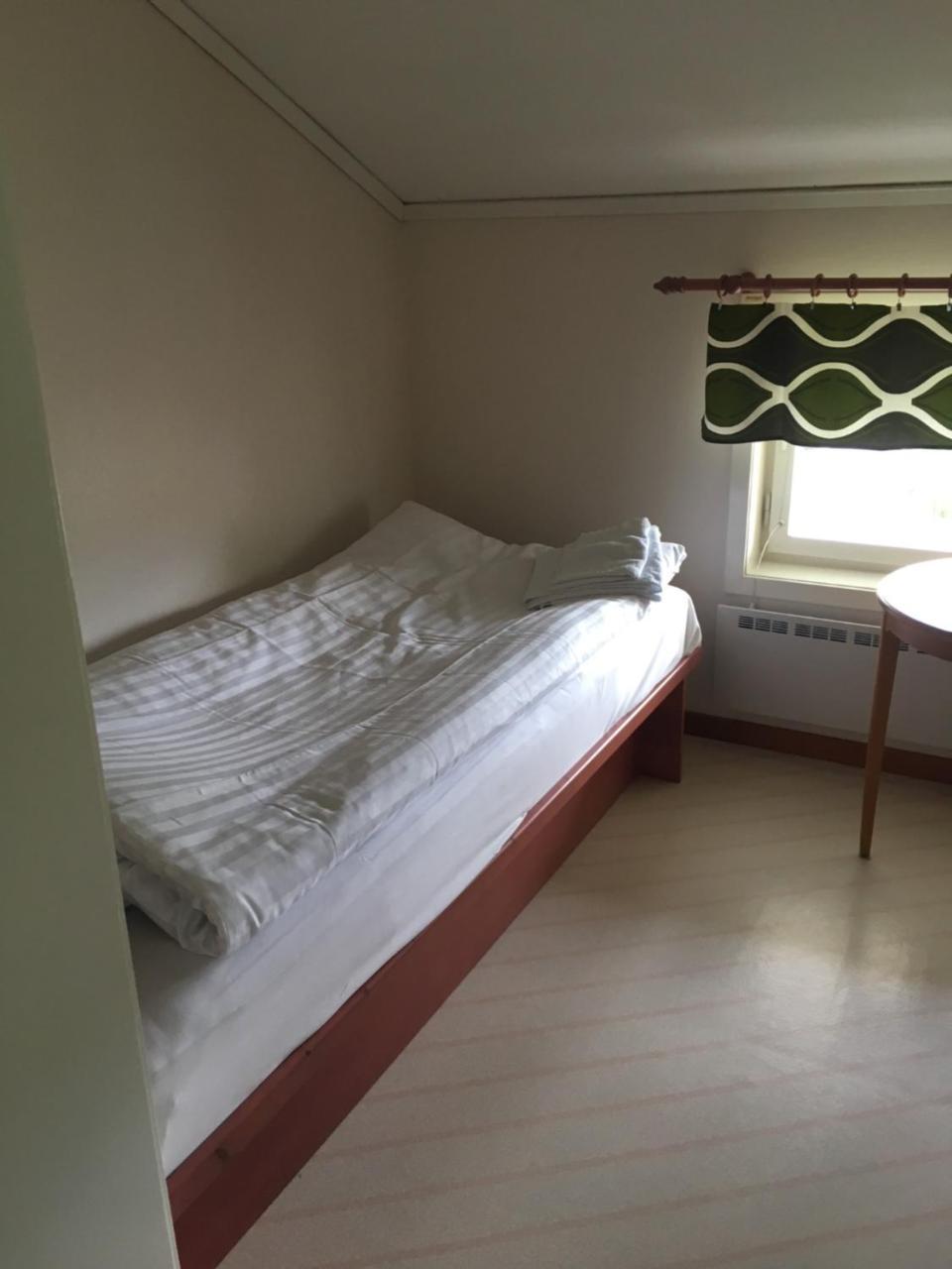 Hotell Restaurang Naemforsen Näsåker Esterno foto